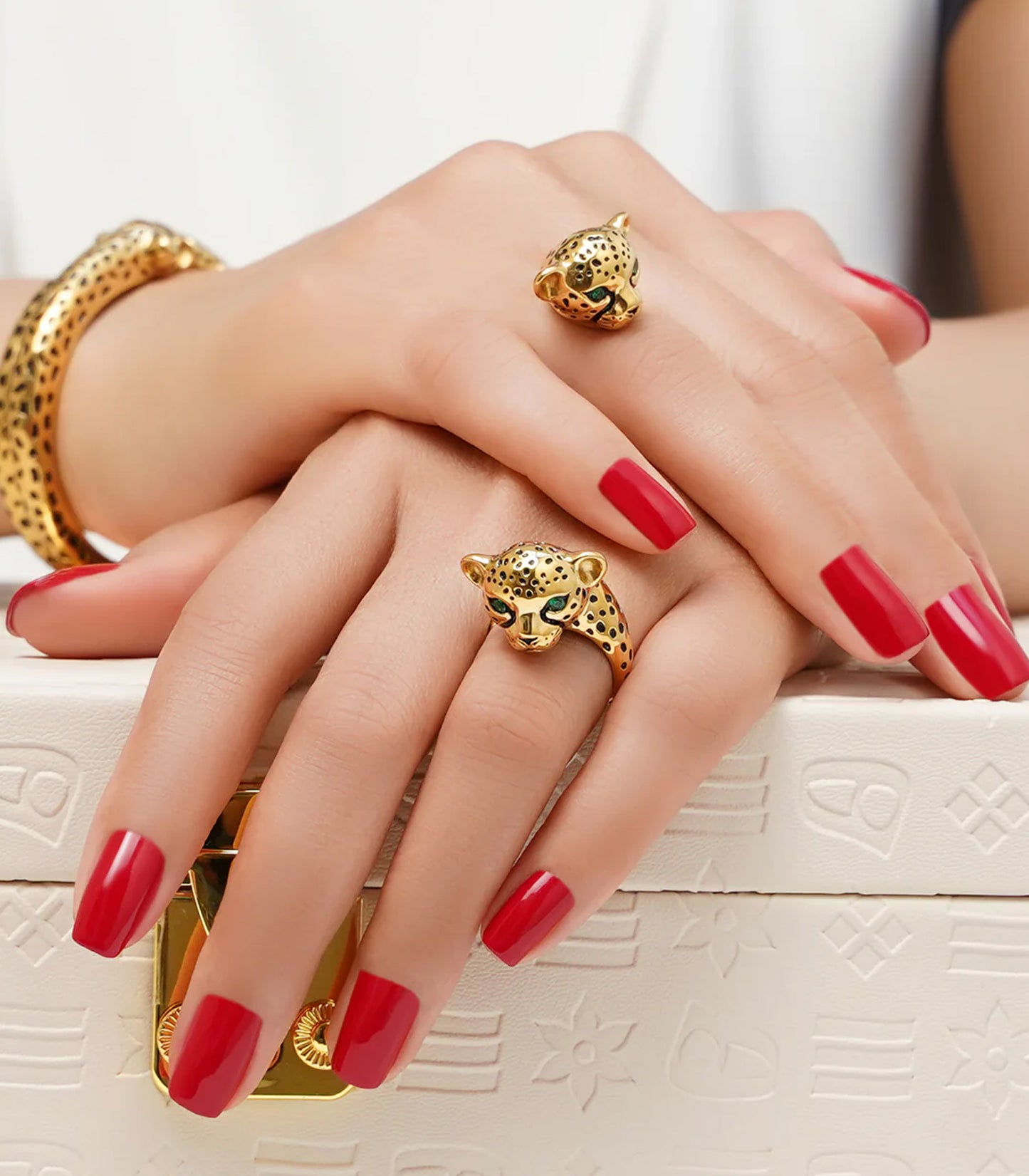 Pirooz Ring Gold