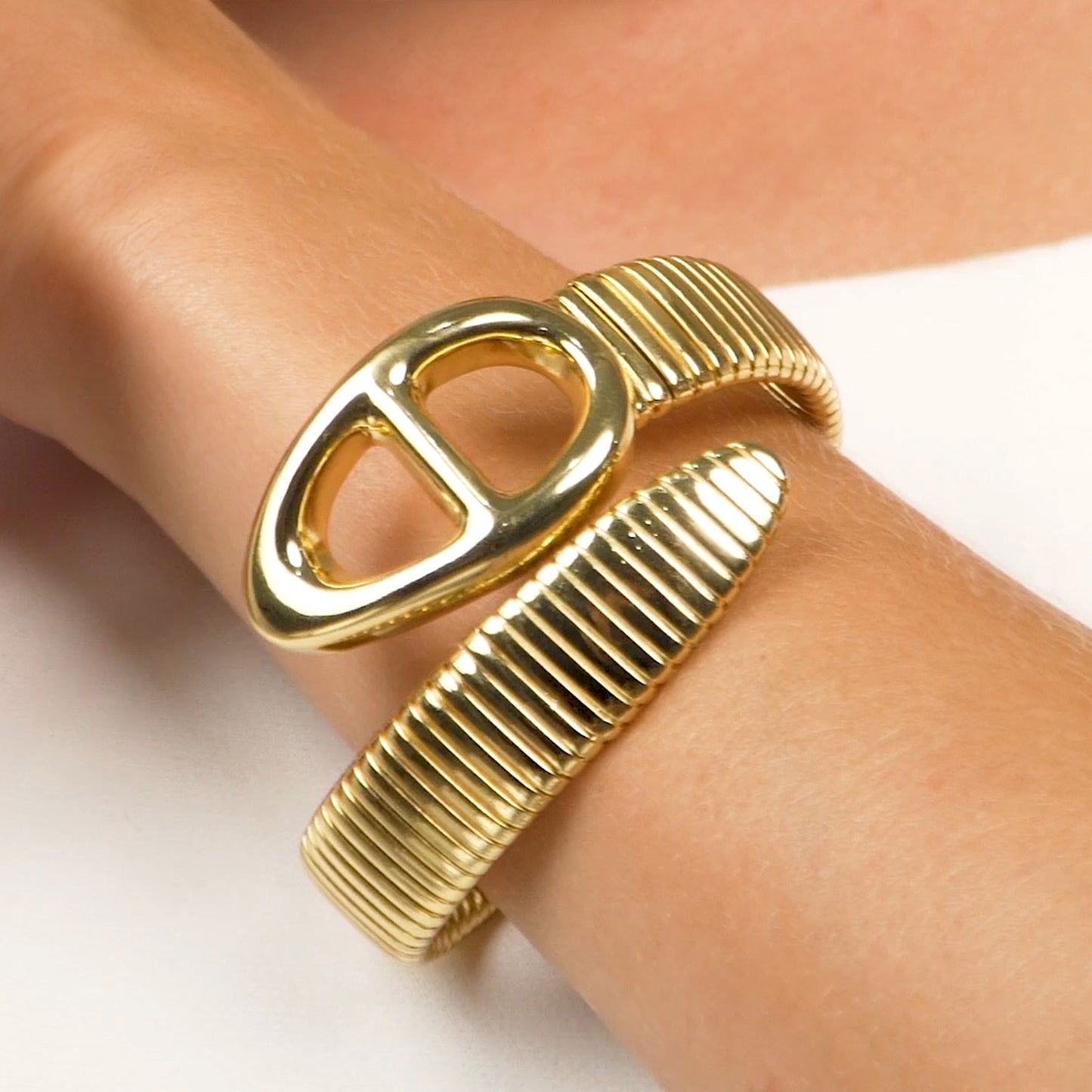 Serpent Bracelet Gold